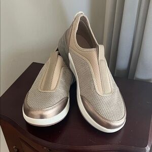 Lands' End Women's Slip-On Sneakers in Tan and Brown